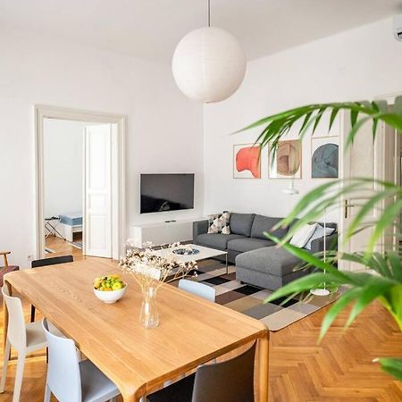 Apartment Herzer ซาเกร็บ ภายนอก รูปภาพ